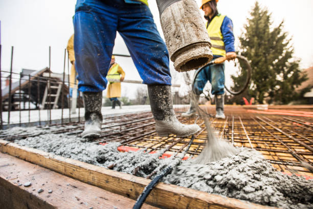 Best Affordable Concrete Contractor  in Middletown, IN